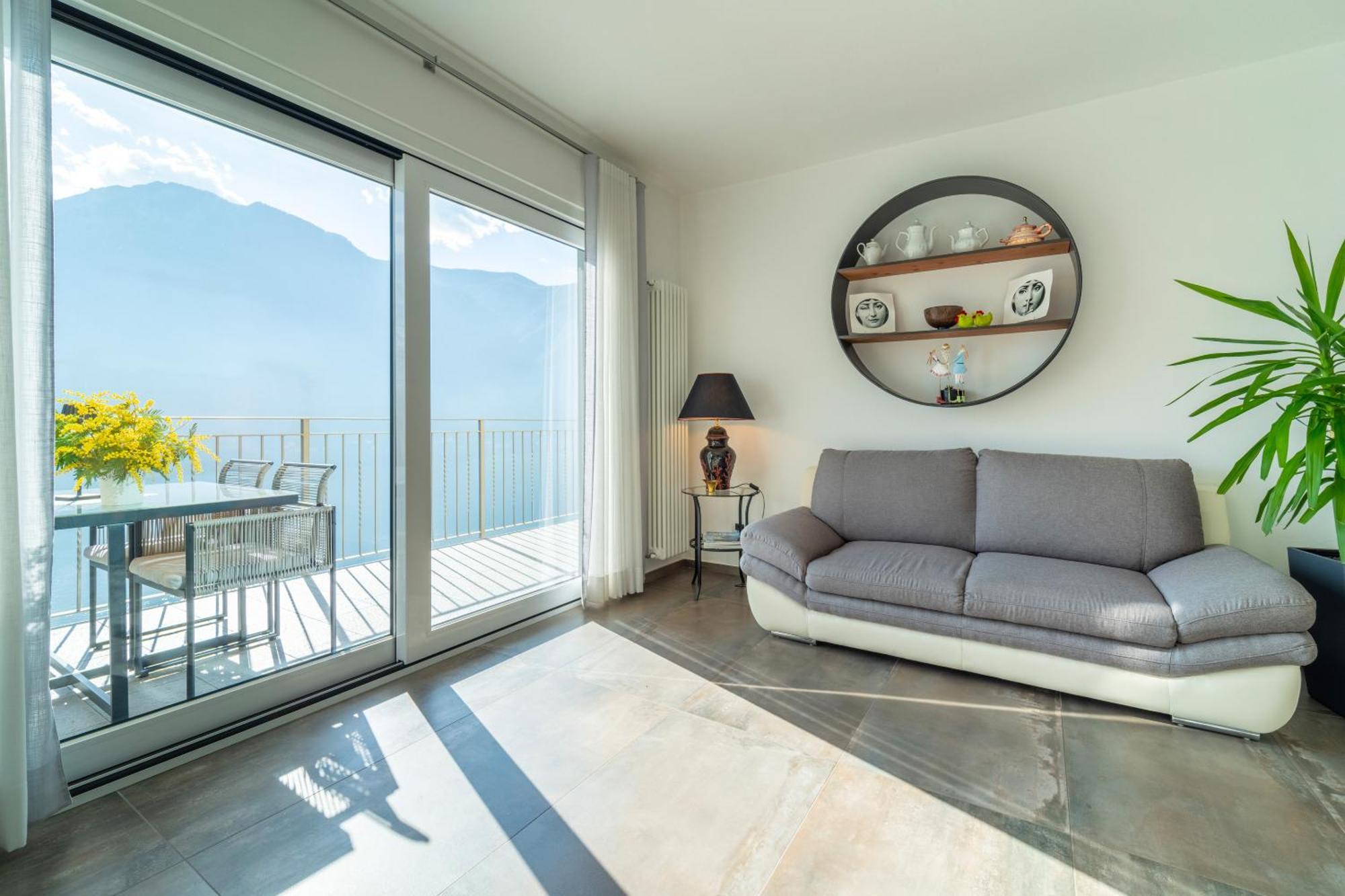 Ka' Doro With Lake View Nesso Ngoại thất bức ảnh