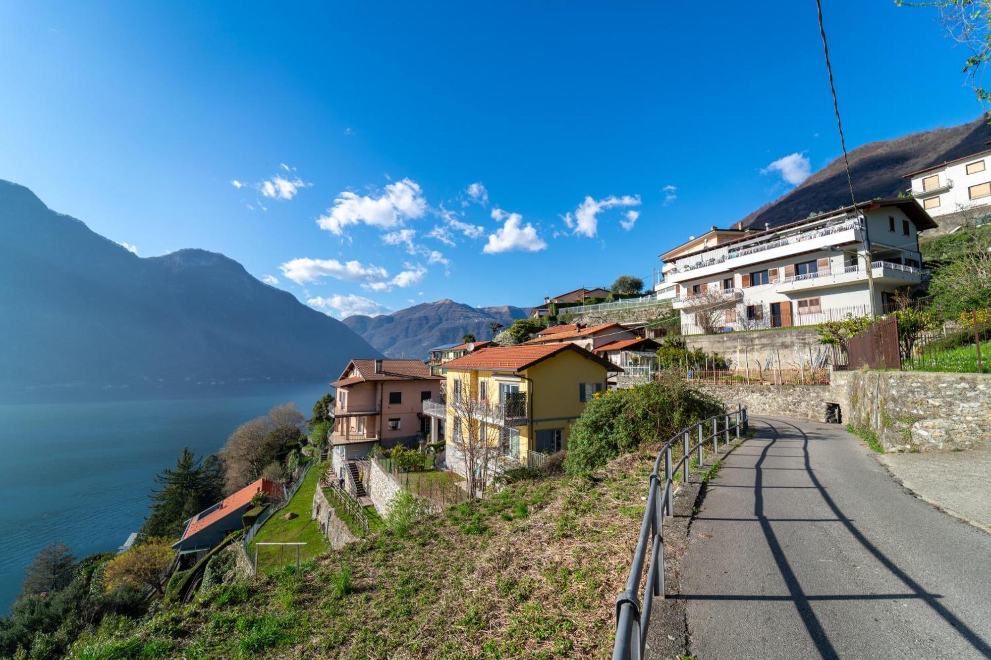 Ka' Doro With Lake View Nesso Ngoại thất bức ảnh